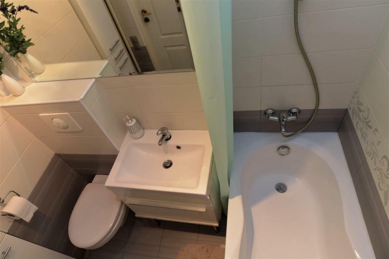 Hello Warsaw! Calm Artistic City Center Apartment エクステリア 写真